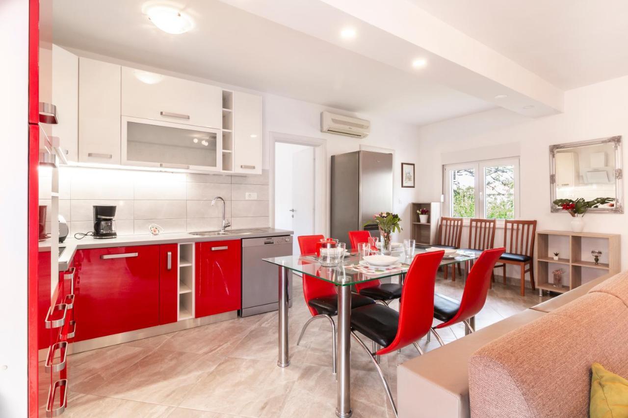 Apartman Gabrijela Split Buitenkant foto