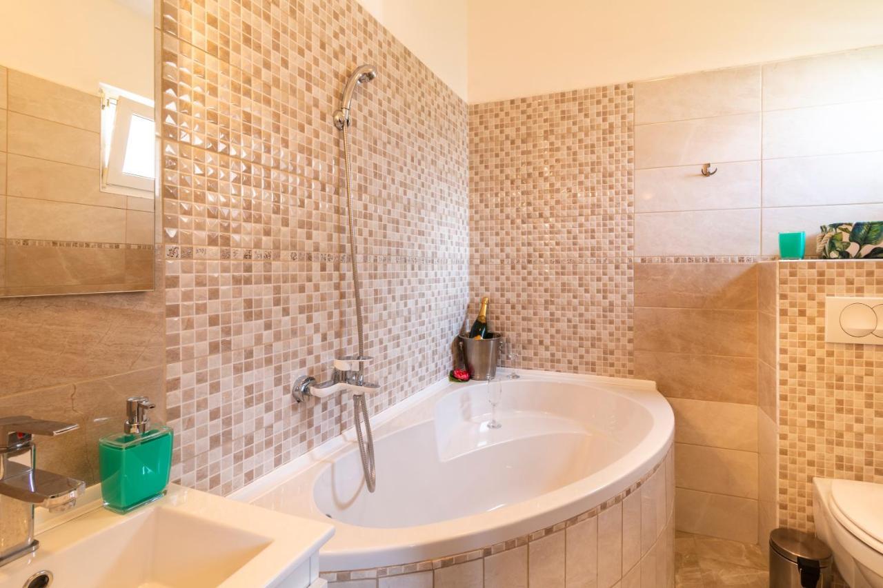 Apartman Gabrijela Split Buitenkant foto